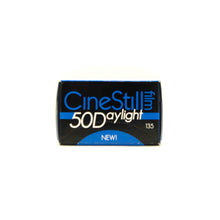 Cargar imagen en el visor de la galería, Cinestill 50D - 36 Exp