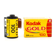Cargar imagen en el visor de la galería, Kodak Gold ISO 100  Año 2006 - 24 Exp
