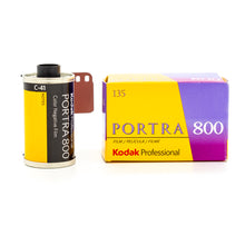 Cargar imagen en el visor de la galería, Kodak Portra ISO 800 - 36 Exp
